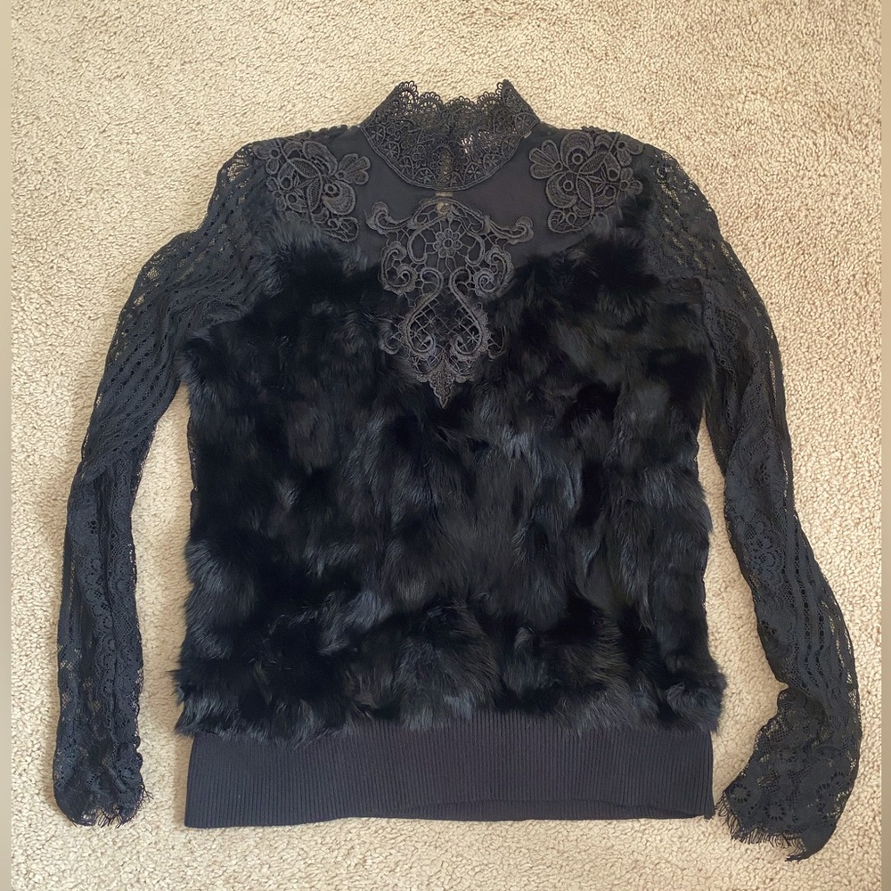 Women’s blouse - with lace everywhere- US M
